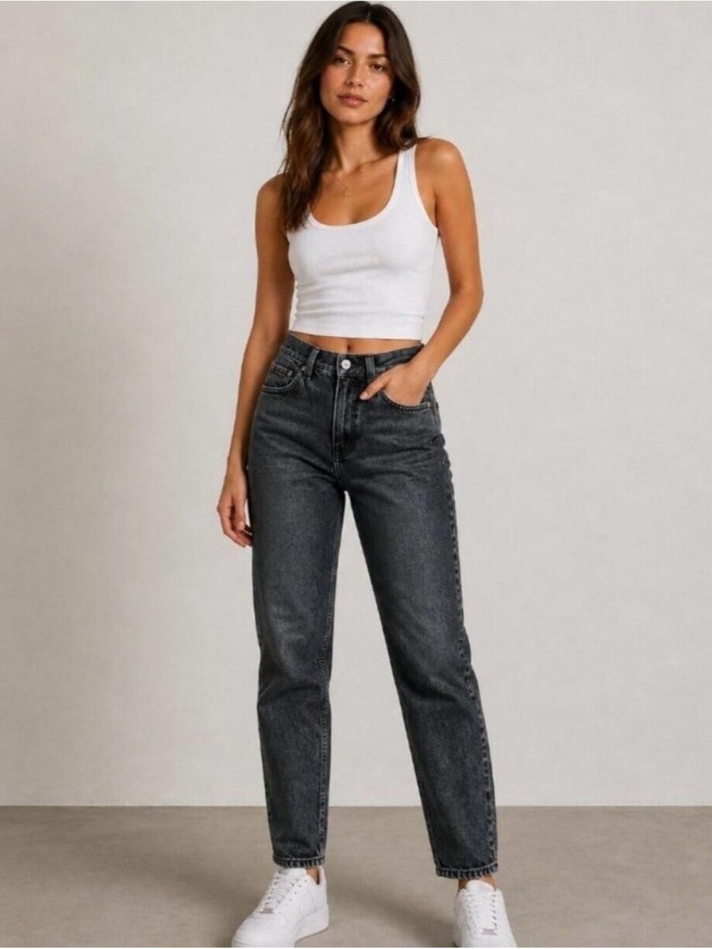 American Eagle High-Rise Straight Leg Jeans in Washed Black